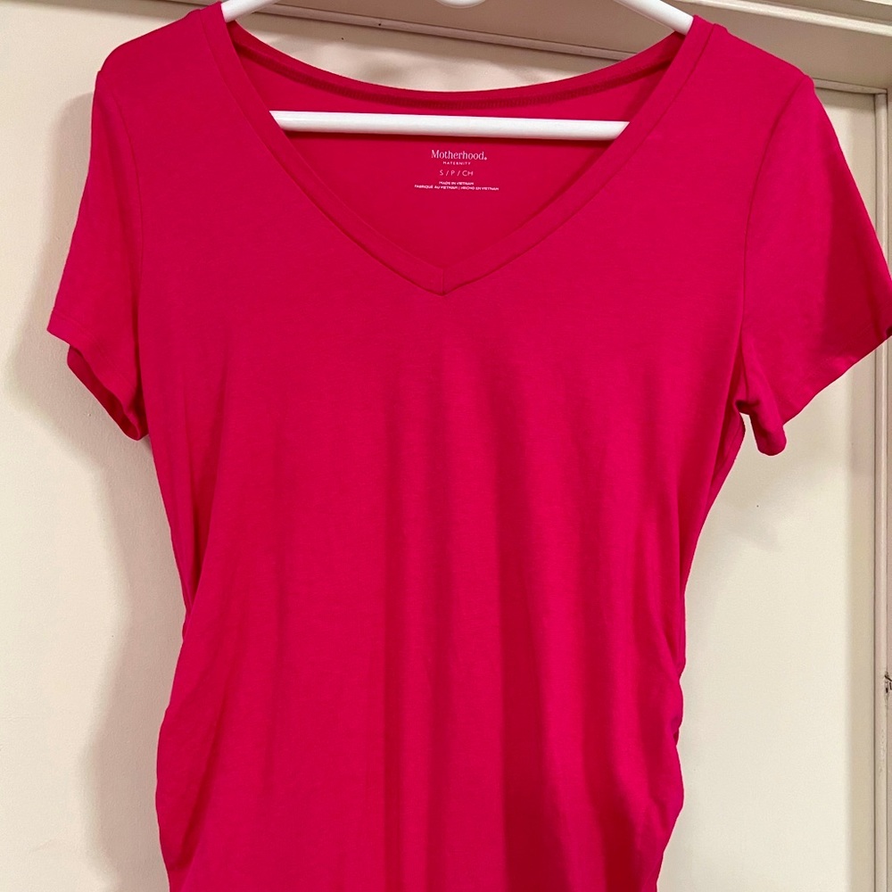 ✅FREE✅ 4/$25 Hot Pink Maternity ruched tee small
